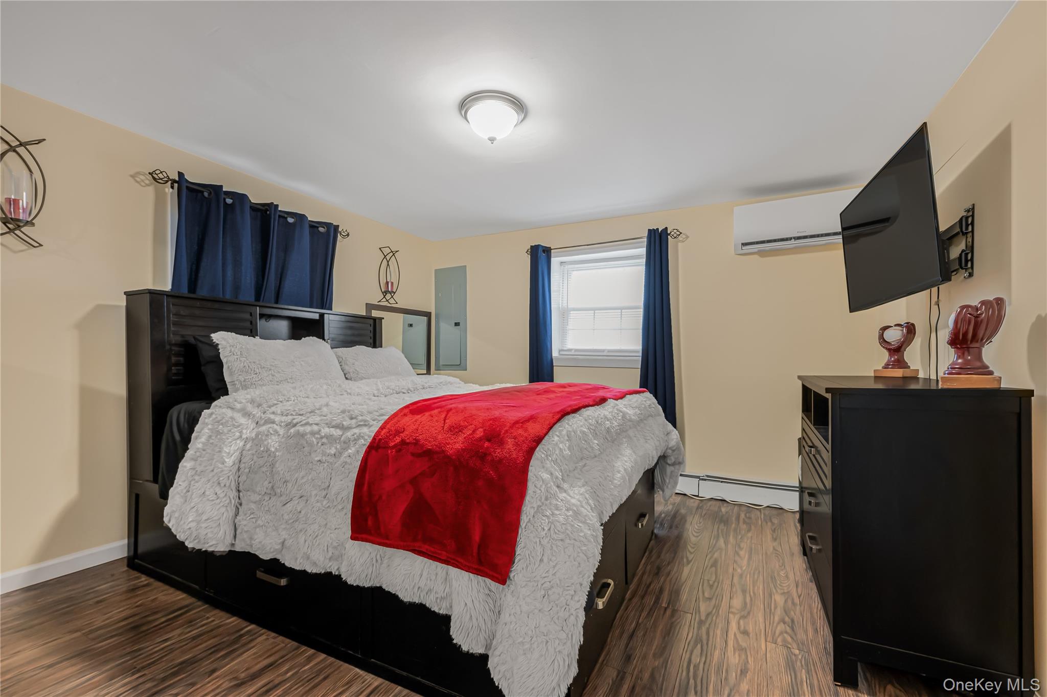 #16 photo, 1008 Wood Park Drive, Baldwin , NY 11510