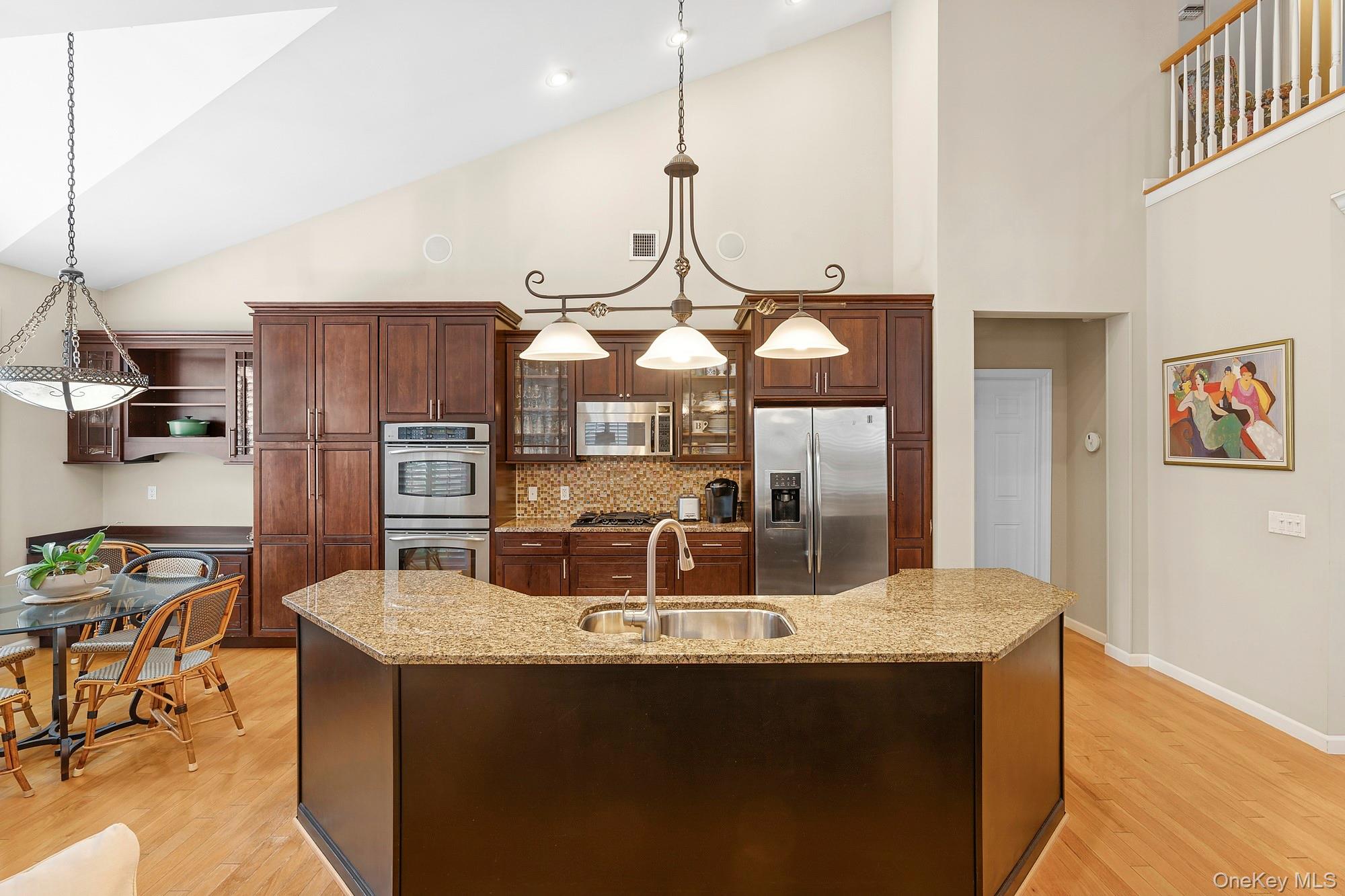 #3 photo, 179 Melody Court, Eastport , NY 11941