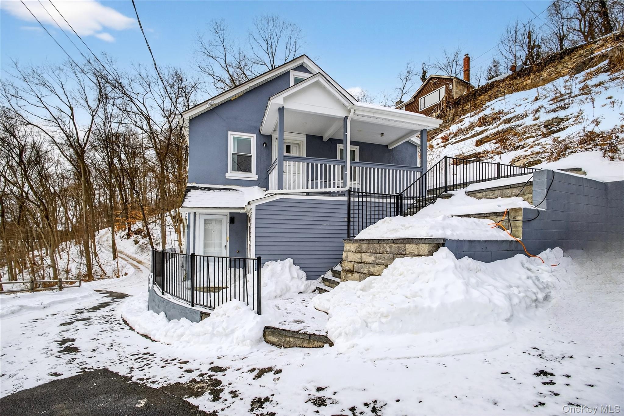 #1 photo, 139 S Kensico Avenue, Valhalla , NY 10595