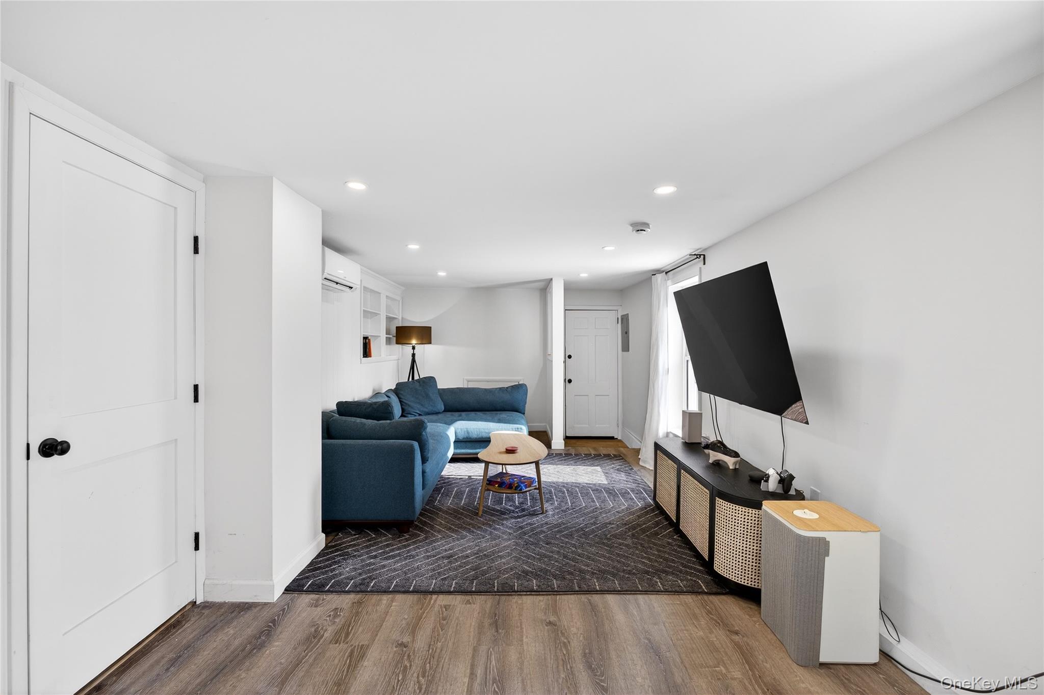 #11 photo, 139 S Kensico Avenue, Valhalla , NY 10595