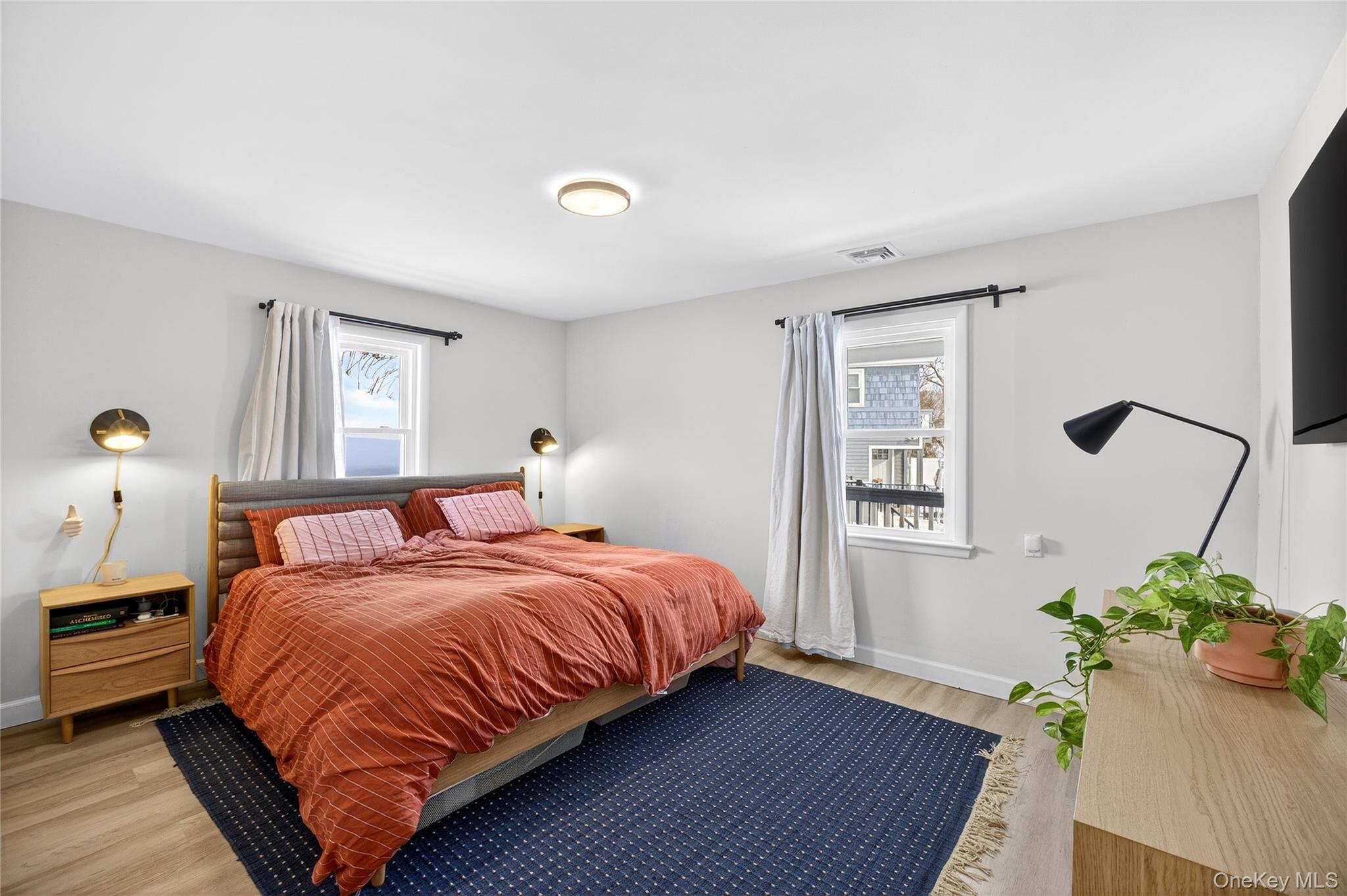 #7 photo, 139 S Kensico Avenue, Valhalla , NY 10595