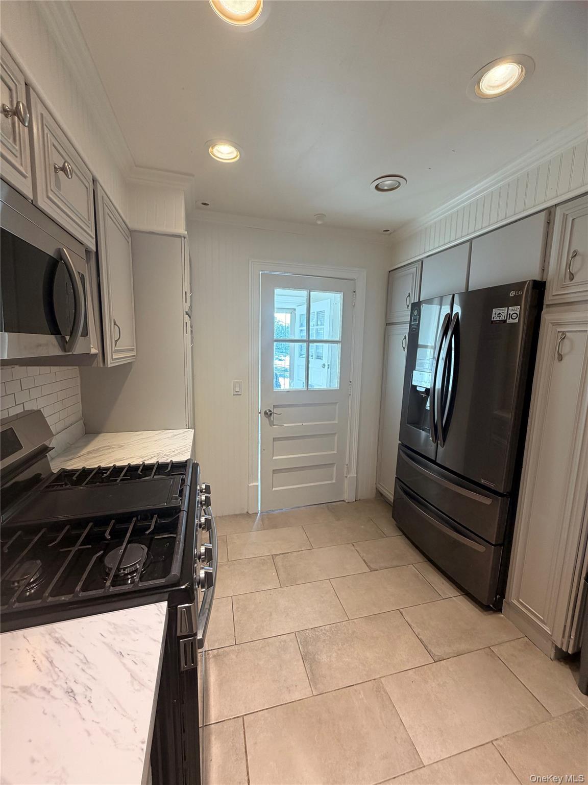 #3 photo, 7 Roosevelt Avenue, Middletown , NY 10940