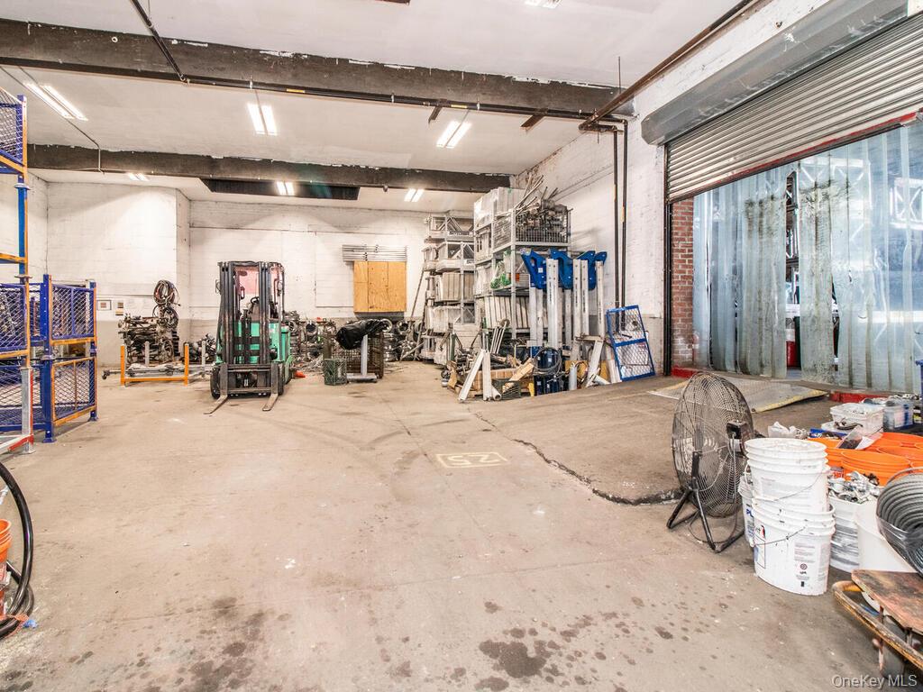 #11 photo, 205-02 Jamaica Avenue, Куинс ‖ Hollis , NY 11423