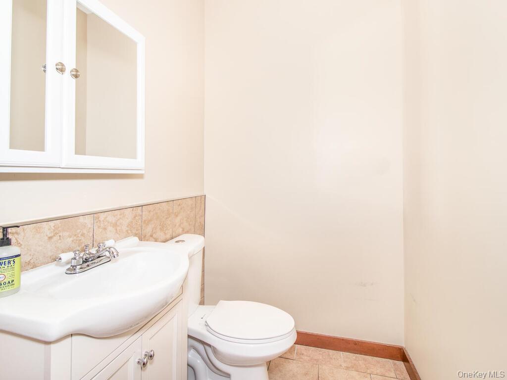 #19 photo, 205-02 Jamaica Avenue, Куинс ‖ Hollis , NY 11423