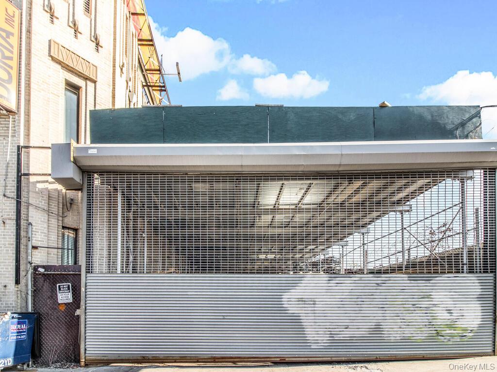 #2 photo, 205-02 Jamaica Avenue, Куинс ‖ Hollis , NY 11423