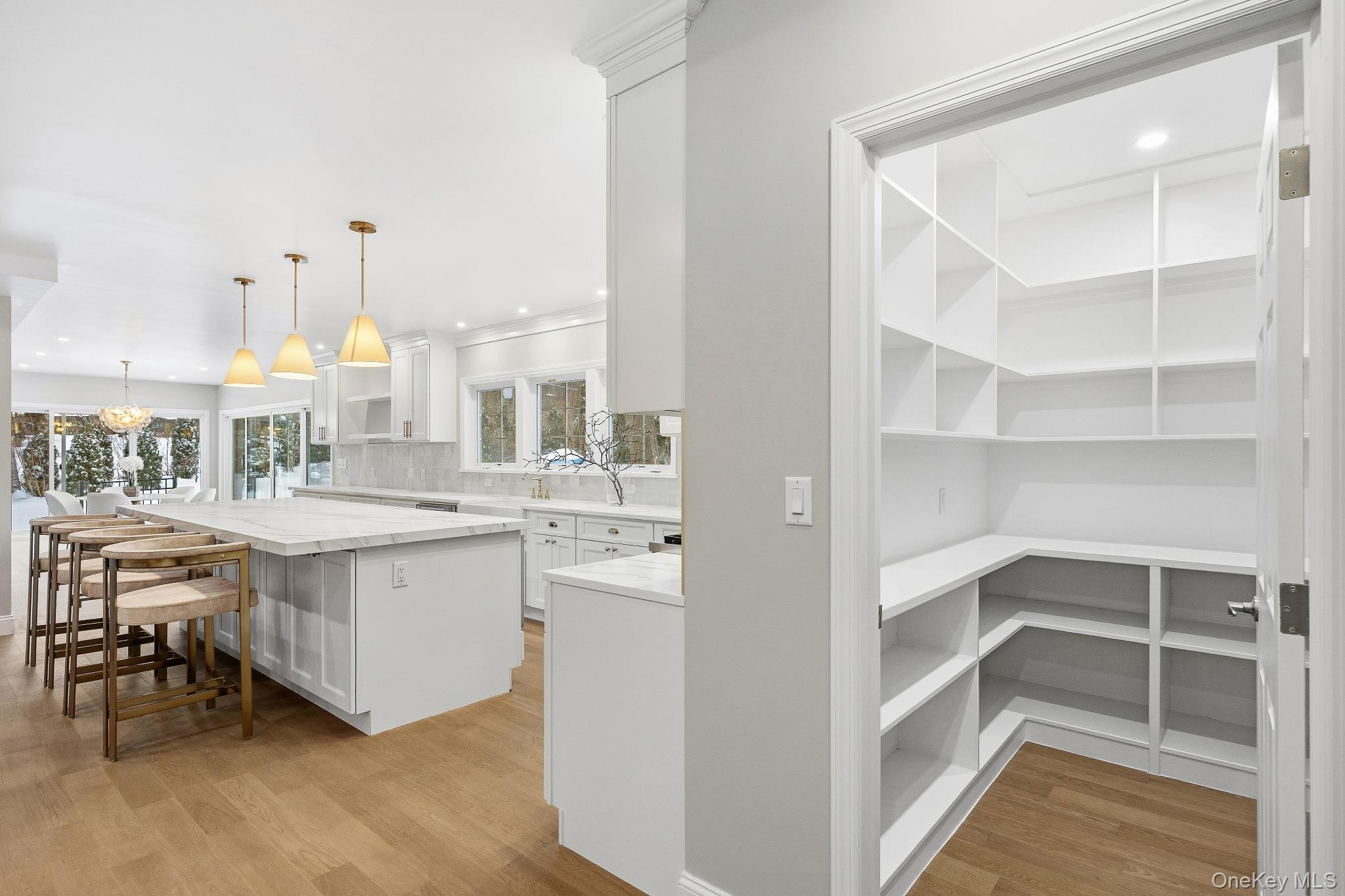 #11 photo, 2 Wynmor Road, Scarsdale , NY 10583