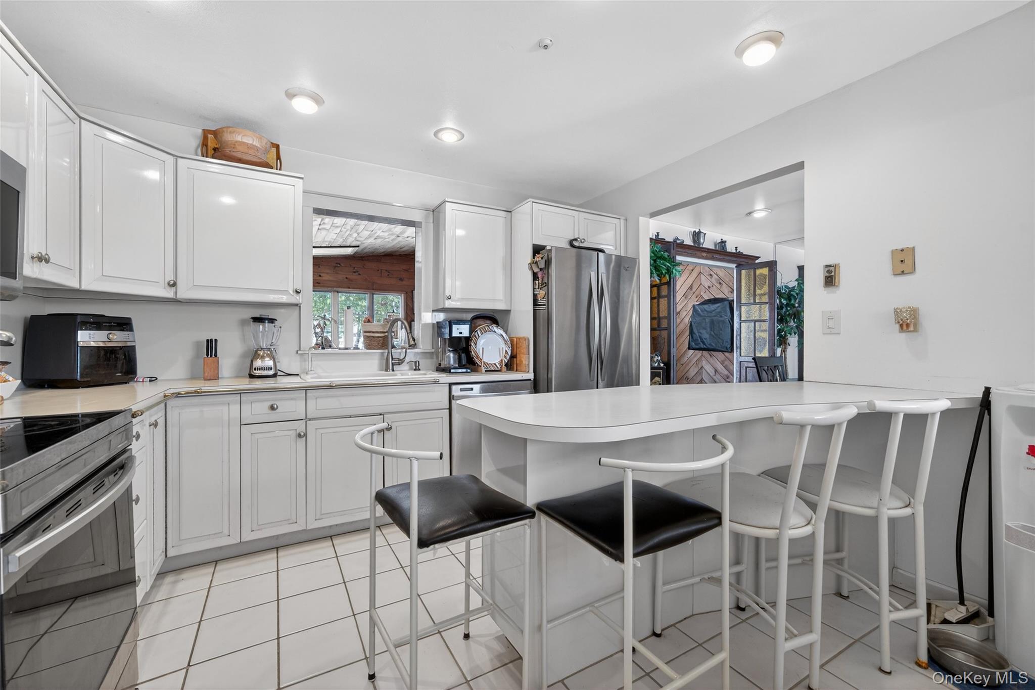 #12 photo, 57 Lakeview Drive, 뉴욕주 Kiamesha Lake , NY 12751