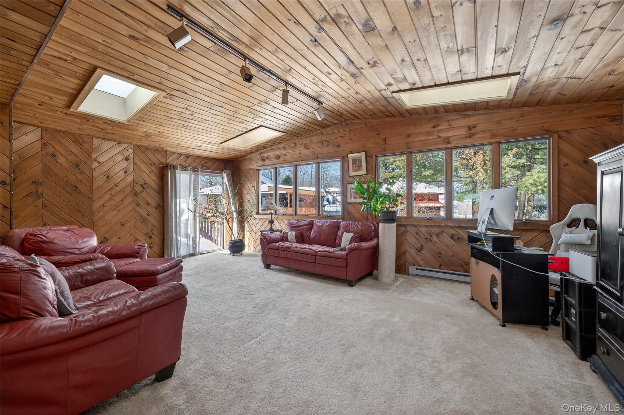 #9 photo, 57 Lakeview Drive, 뉴욕주 Kiamesha Lake , NY 12751