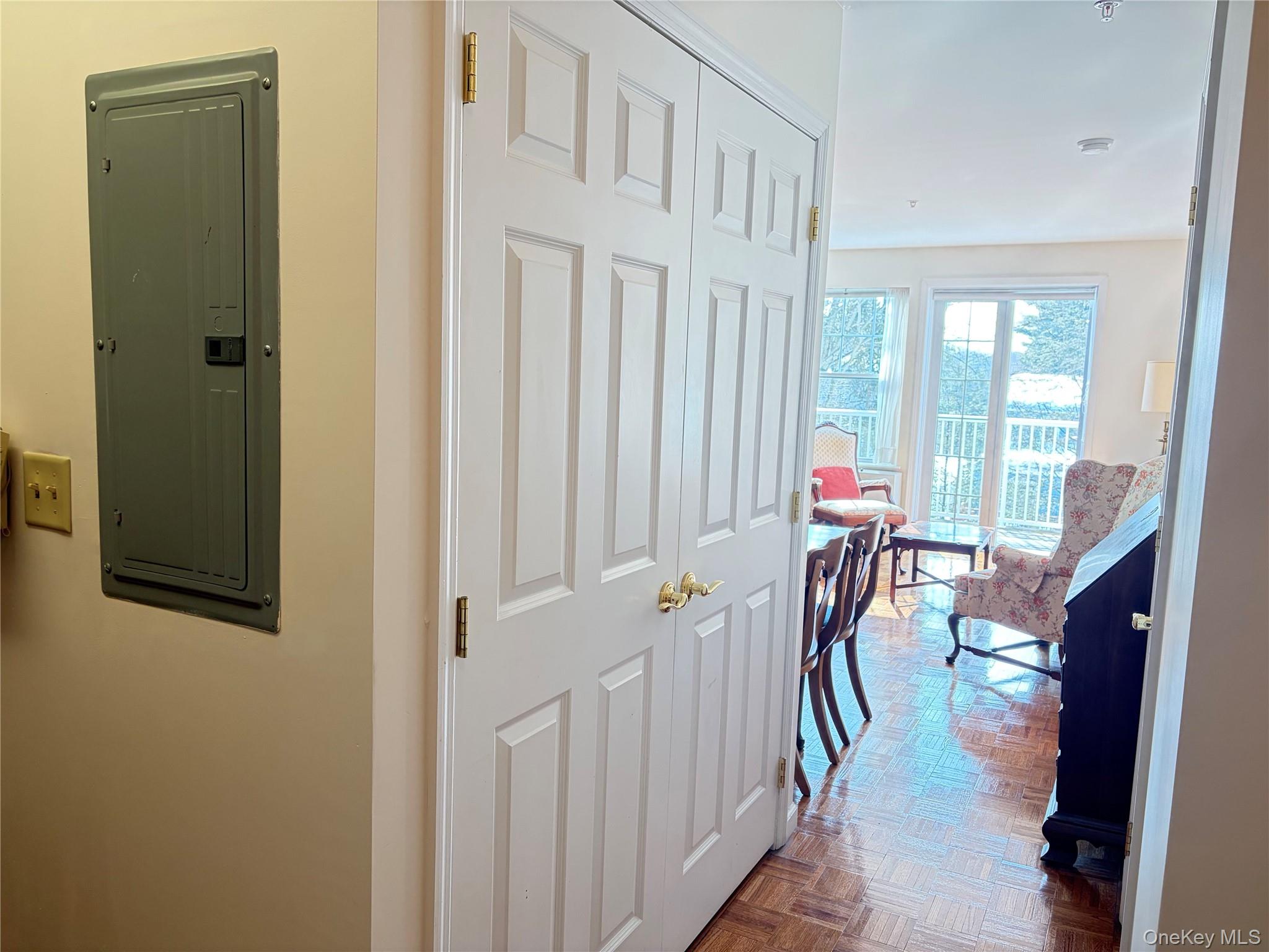 #9 photo, 306 Sutton Drive, Mount Kisco , NY 10549