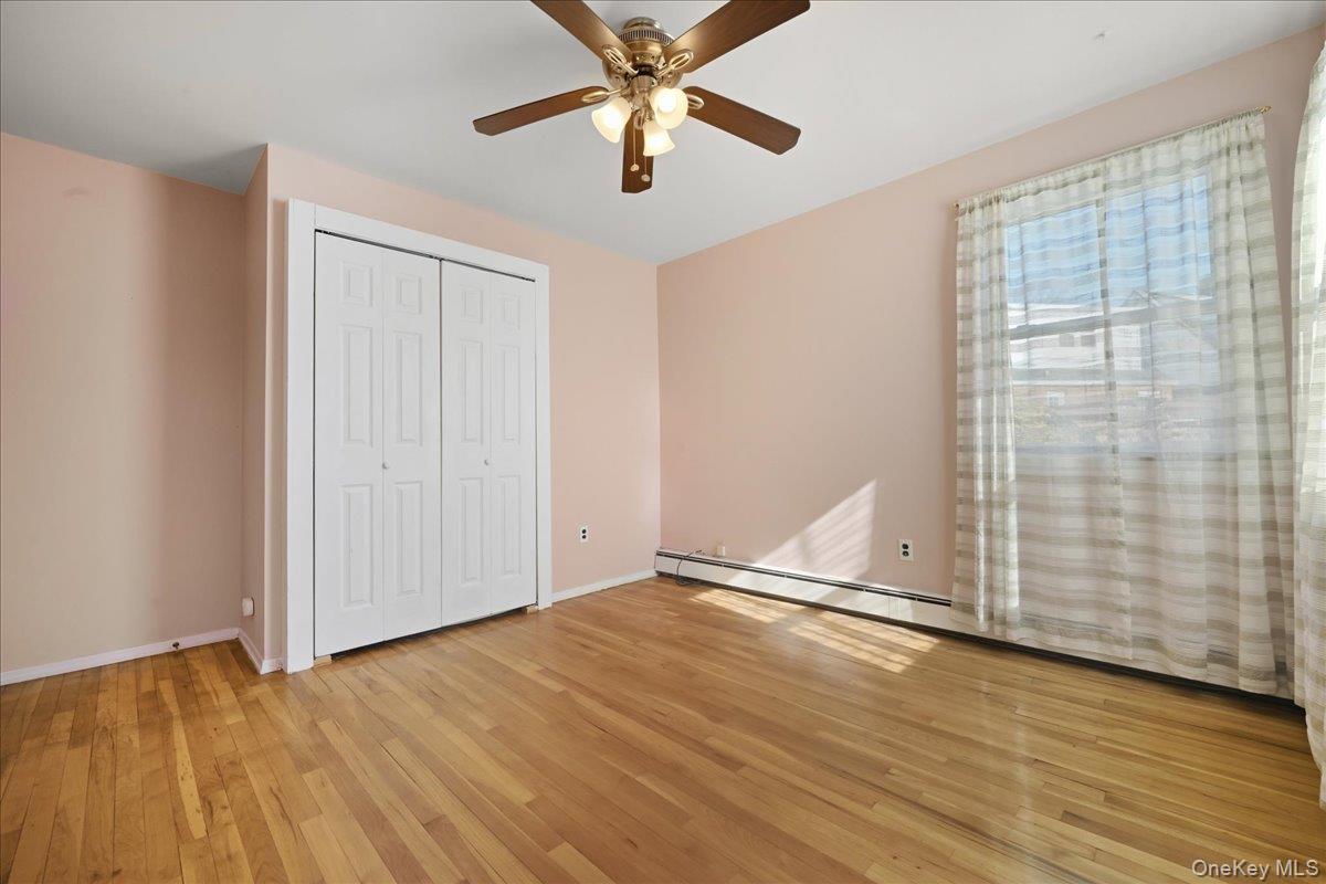 #12 photo, 26 Terrace Avenue, מחוז נסאו Floral Park , NY 11001