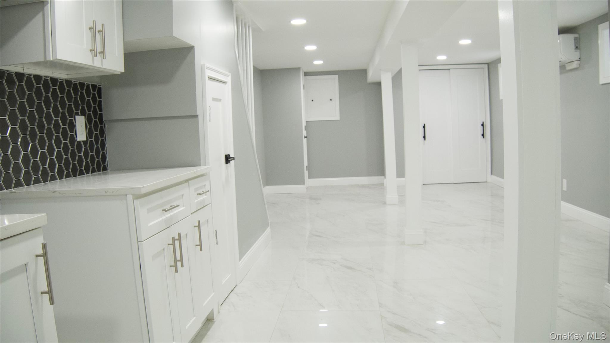 #20 photo, 11024 207th Street, Queens Village , NY 11429