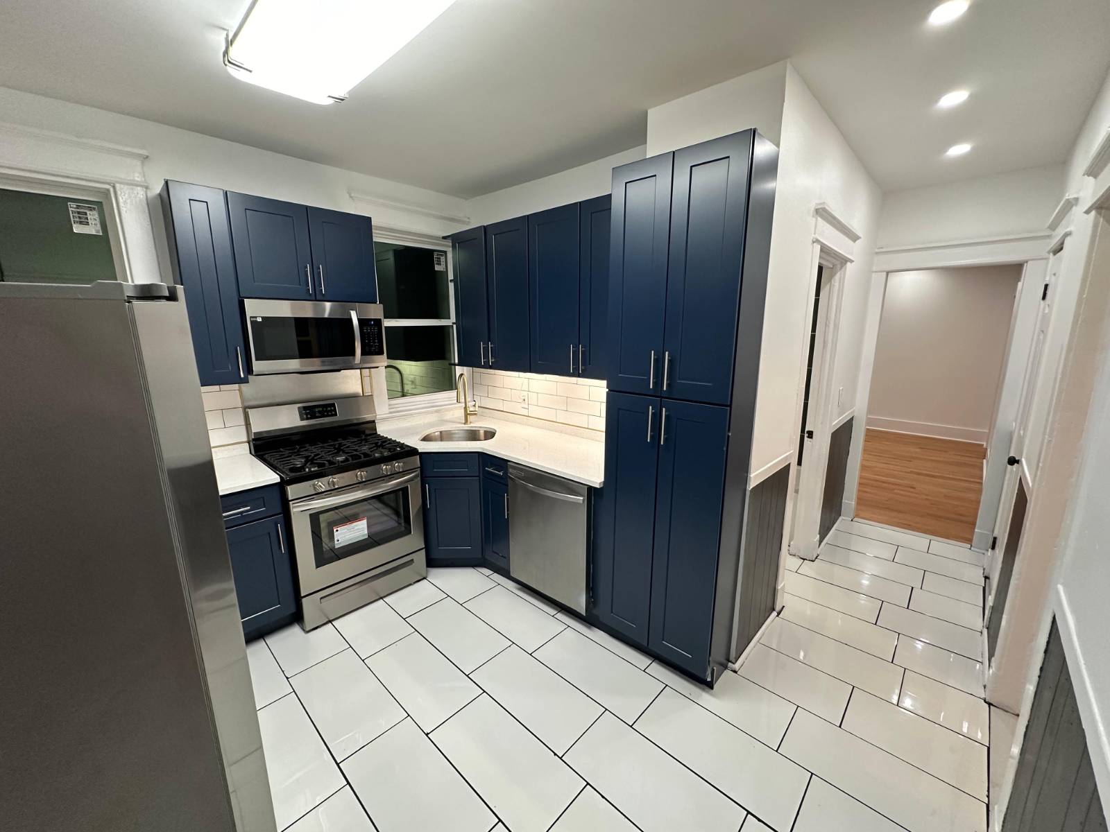 #2 photo, 157 Myrtle Ave, Albany , NY 12202