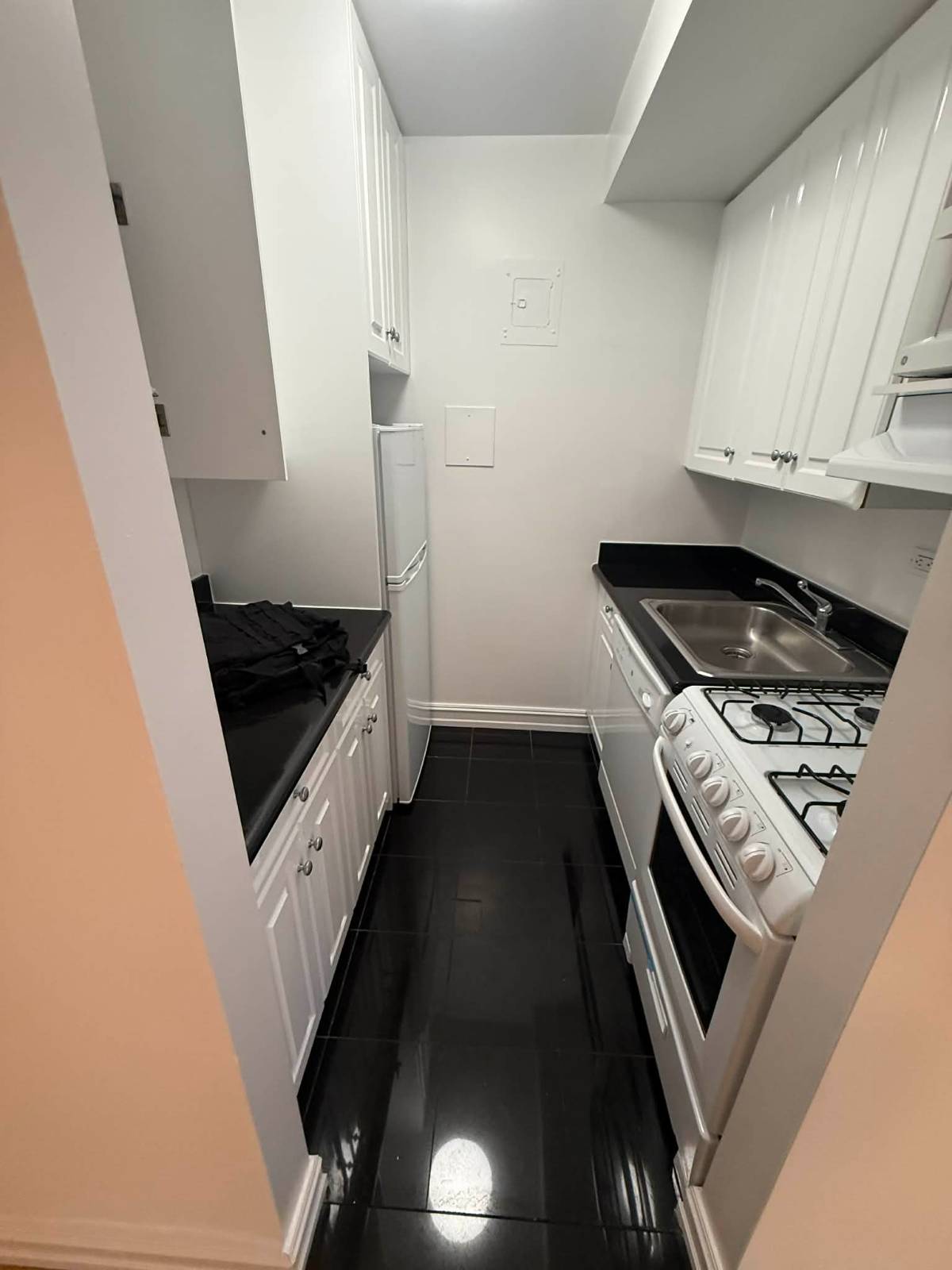 #7 photo, 305 13th St, מנהטן Park Slope , NY 10014