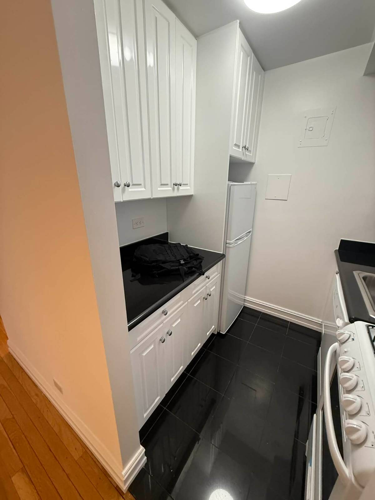 #9 photo, 305 13th St, מנהטן Park Slope , NY 10014