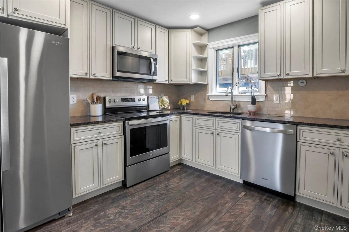 #2 photo, 7 Miller Drive, Lake Grove , NY 11755