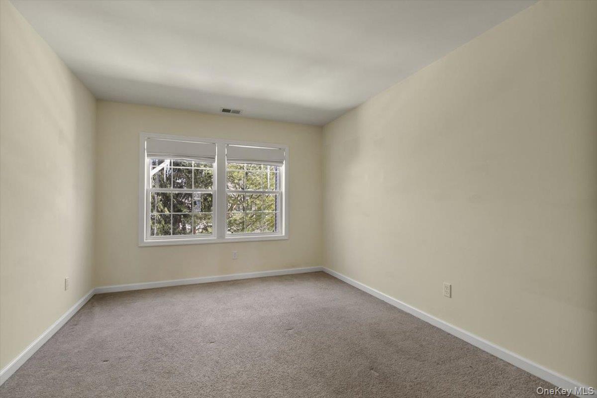 #18 photo, 135 N River Drive, Beacon , NY 12508