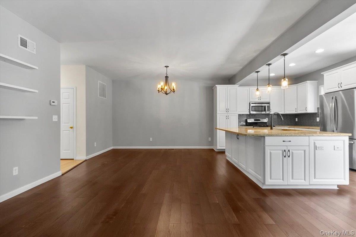 #6 photo, 135 N River Drive, Beacon , NY 12508