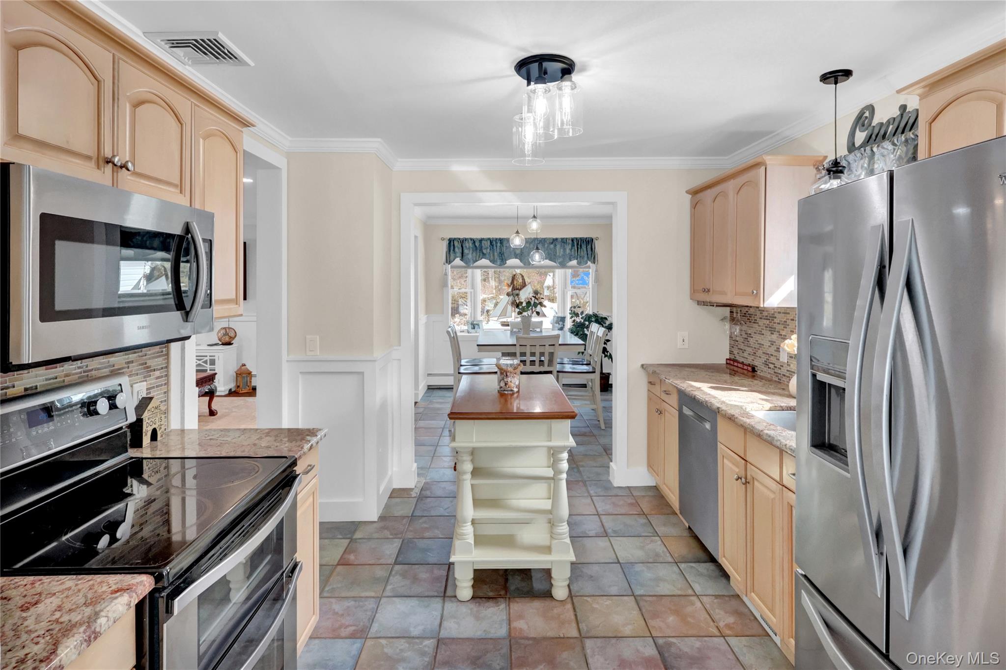 #12 photo, 96 Brooksite Drive, Smithtown , NY 11787