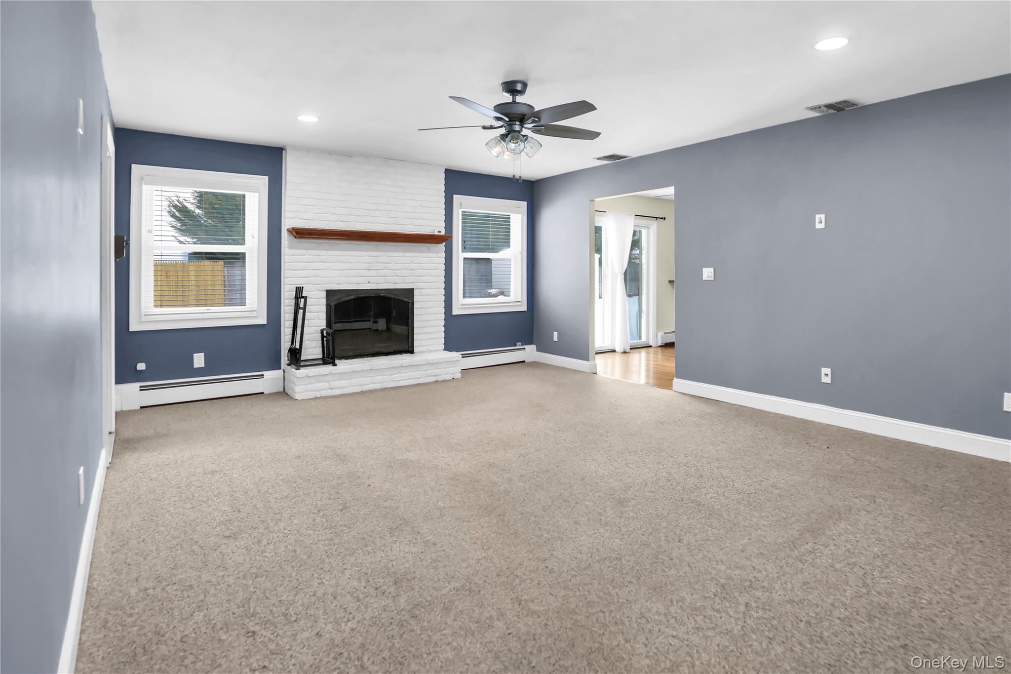 #8 photo, 11 Onyx N Dr, Stony Brook , NY 11790