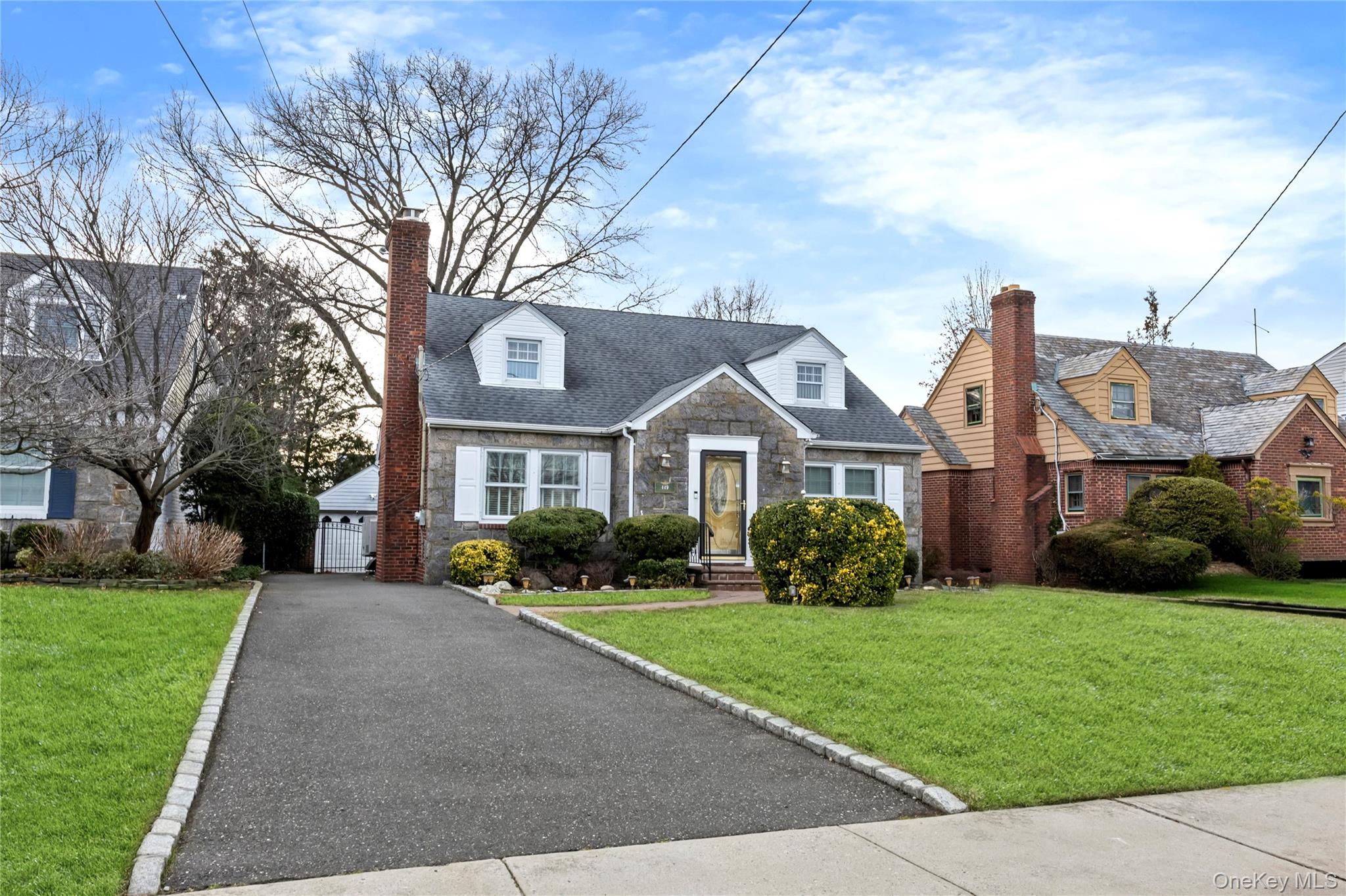 #1 photo, 449 Mineola Boulevard, Williston Park , NY 11596