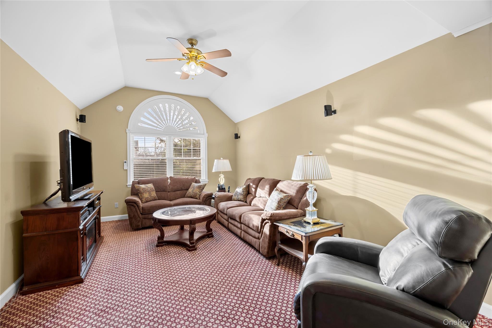 #11 photo, 449 Mineola Boulevard, Williston Park , NY 11596