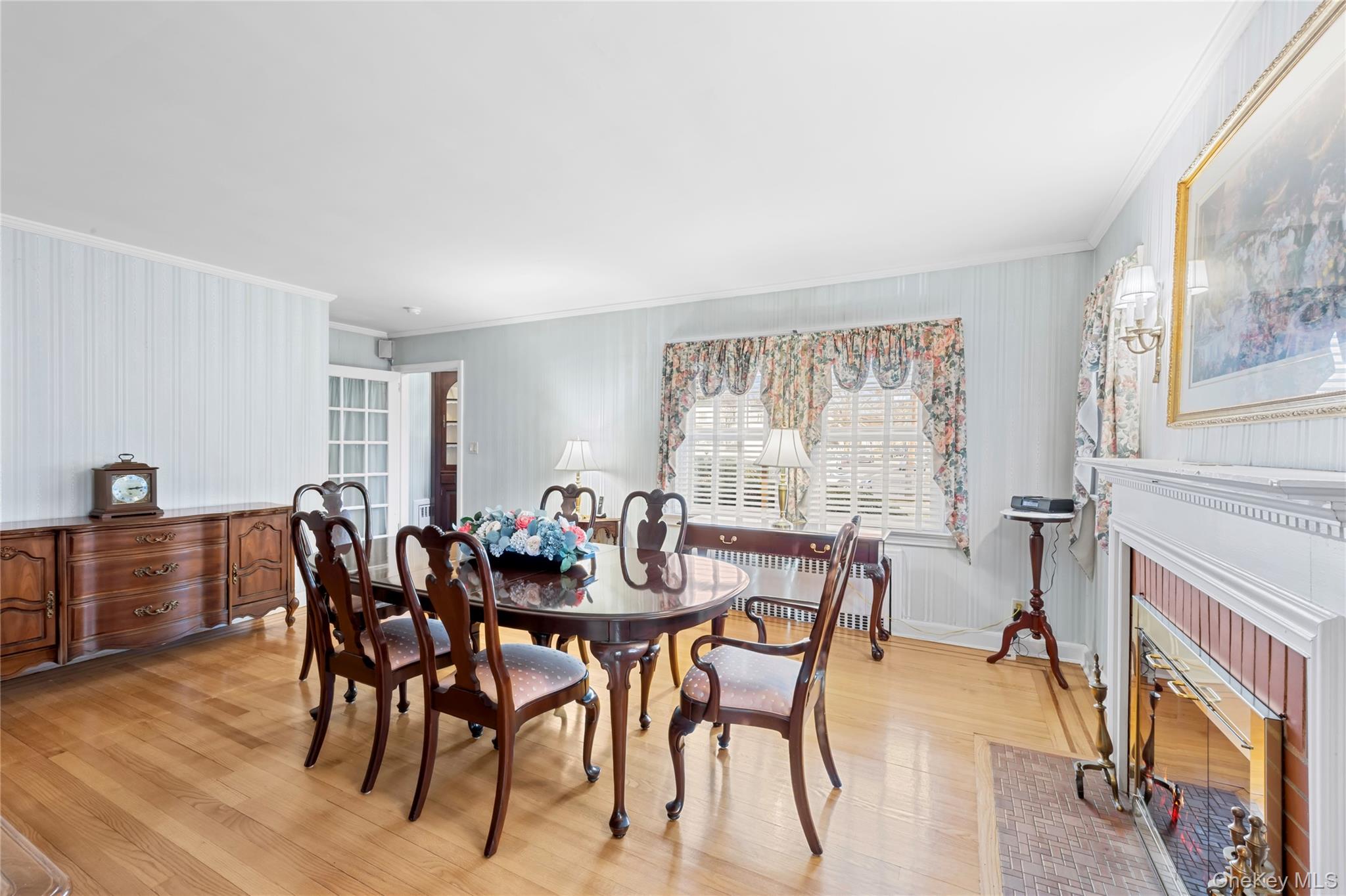 #7 photo, 449 Mineola Boulevard, Williston Park , NY 11596