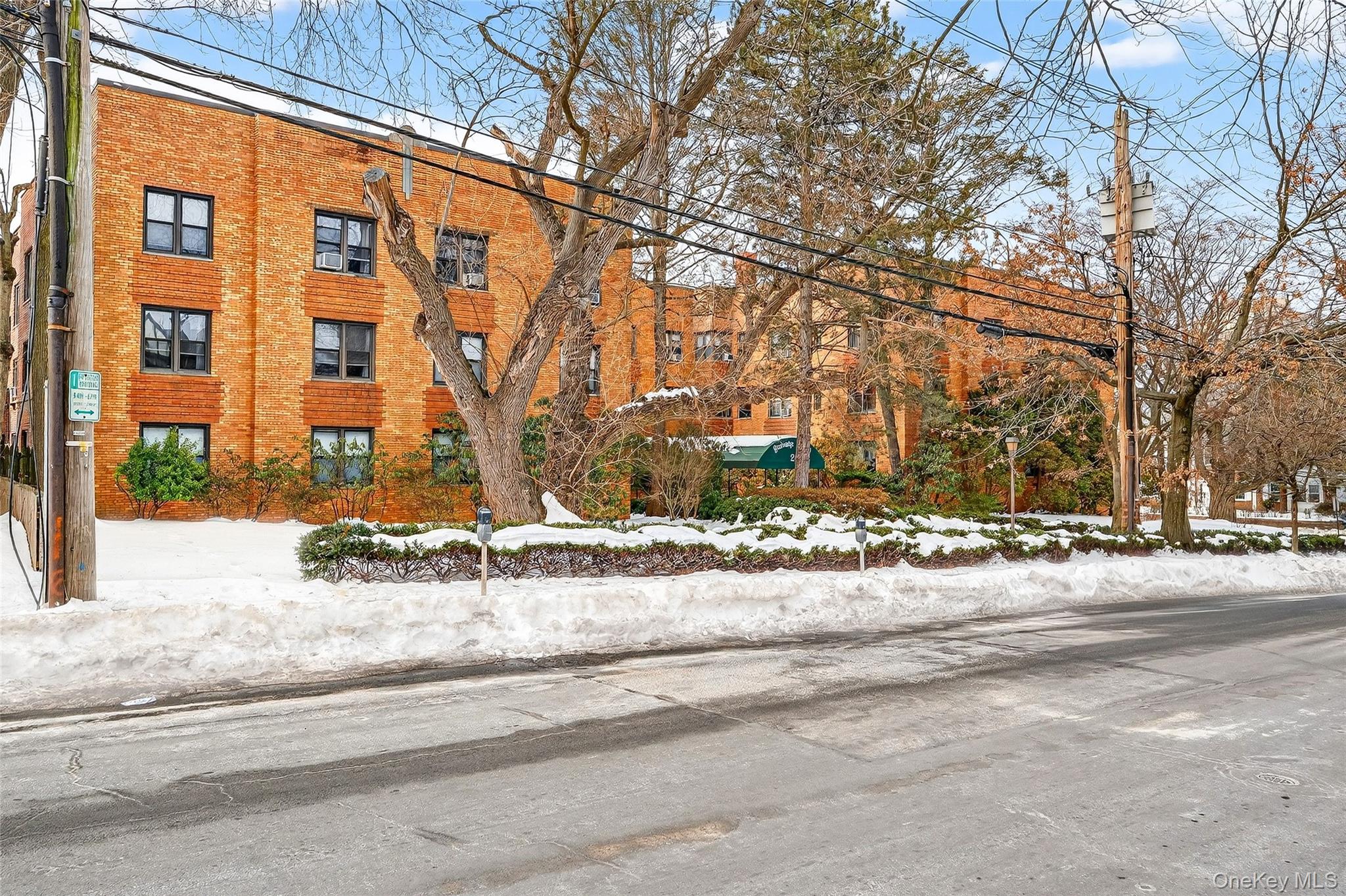 #2 photo, 2 Greenridge Avenue, White Plains , NY 10605