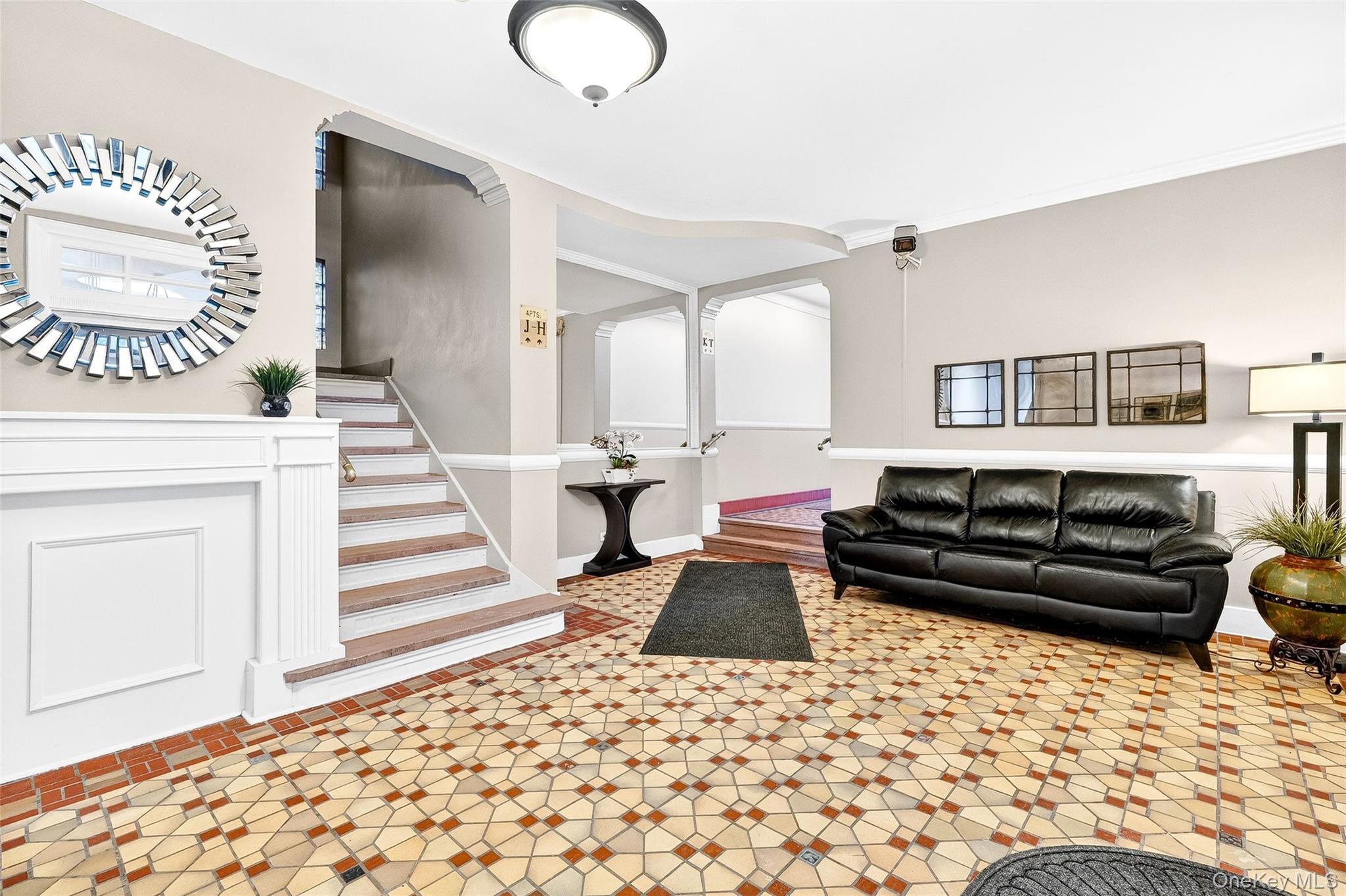 #6 photo, 2 Greenridge Avenue, White Plains , NY 10605