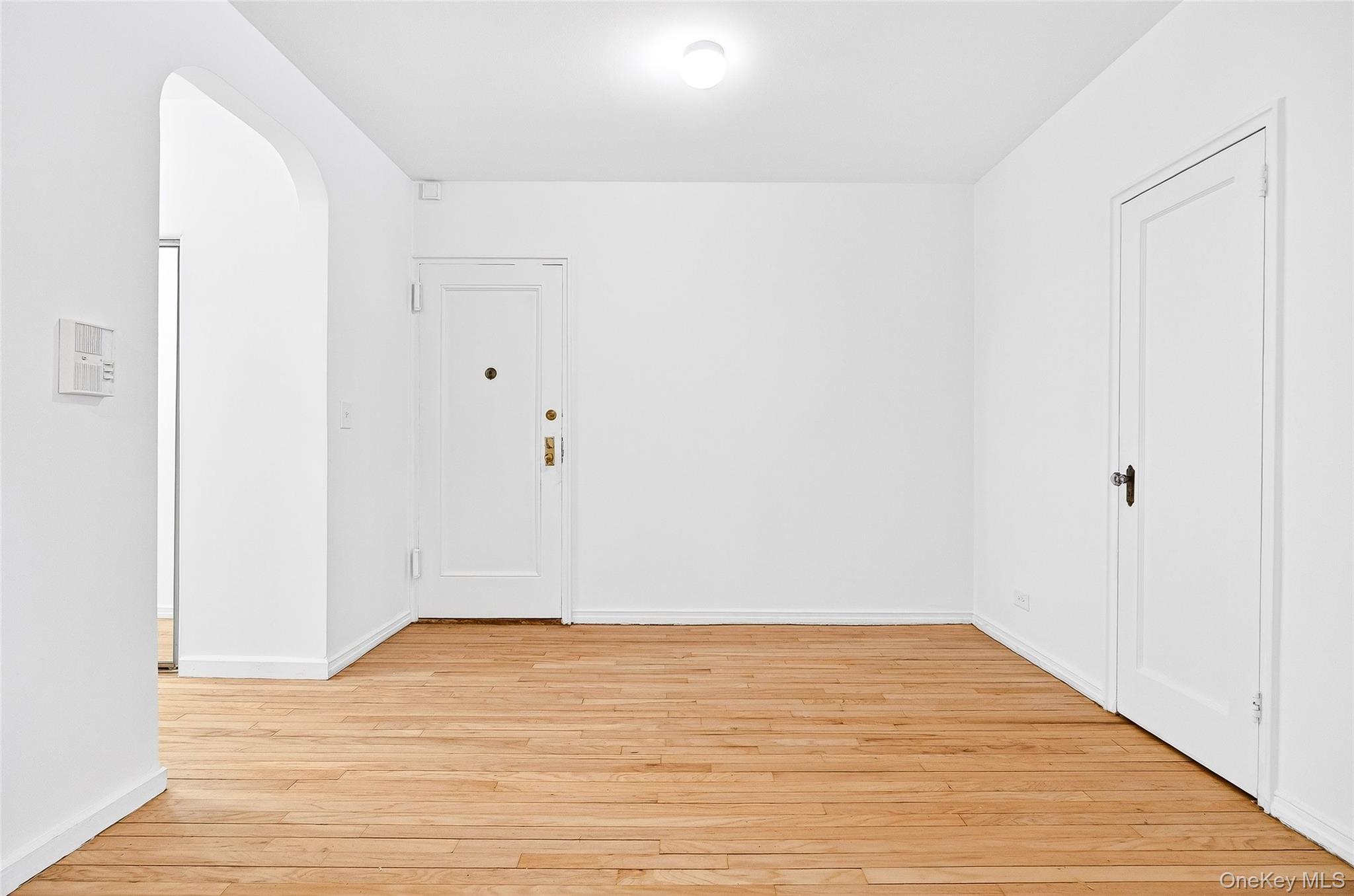 #9 photo, 2 Greenridge Avenue, White Plains , NY 10605