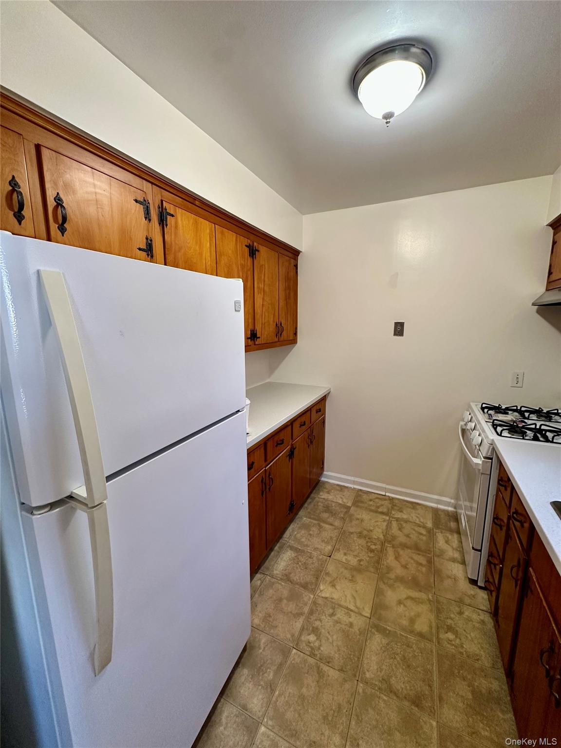 #12 photo, 174 Orange Avenue, Suffern , NY 10901