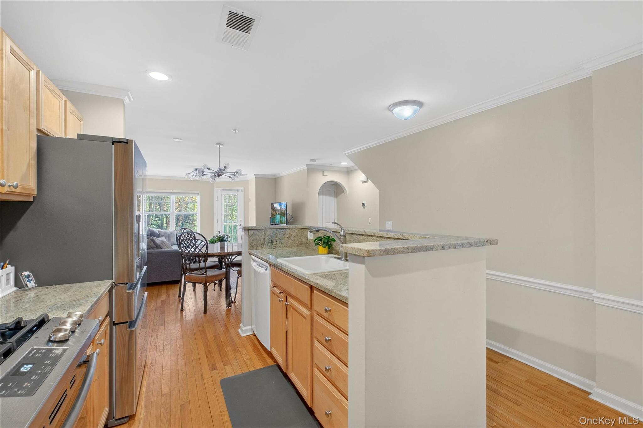 #4 photo, 114 Viewpoint Terrace, Peekskill , NY 10566