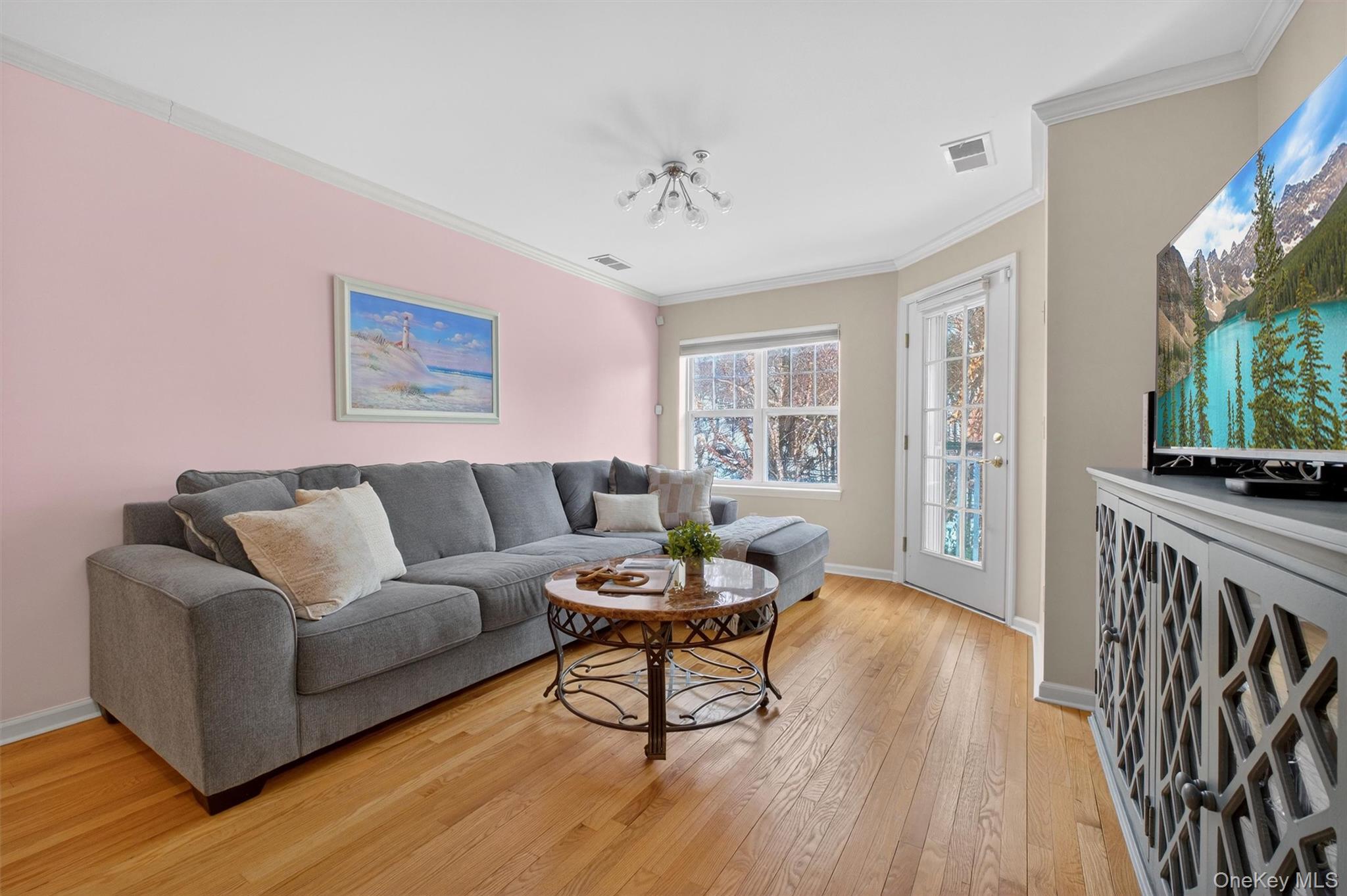 #6 photo, 114 Viewpoint Terrace, Peekskill , NY 10566