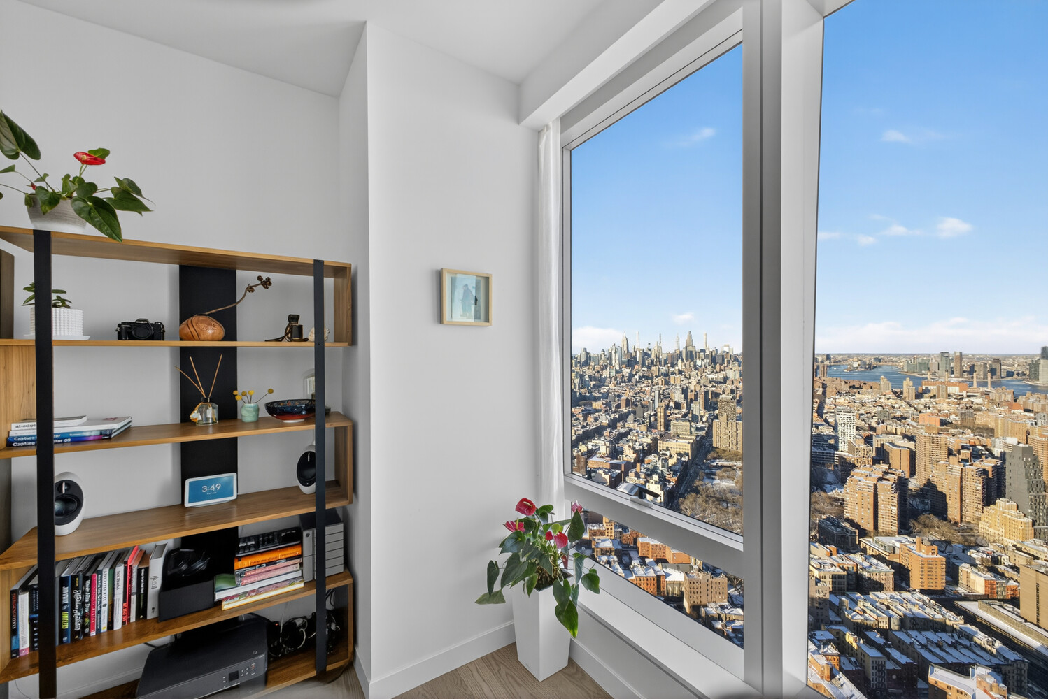 #10 photo, 252 SOUTH Street, Two Bridges , NY 10002