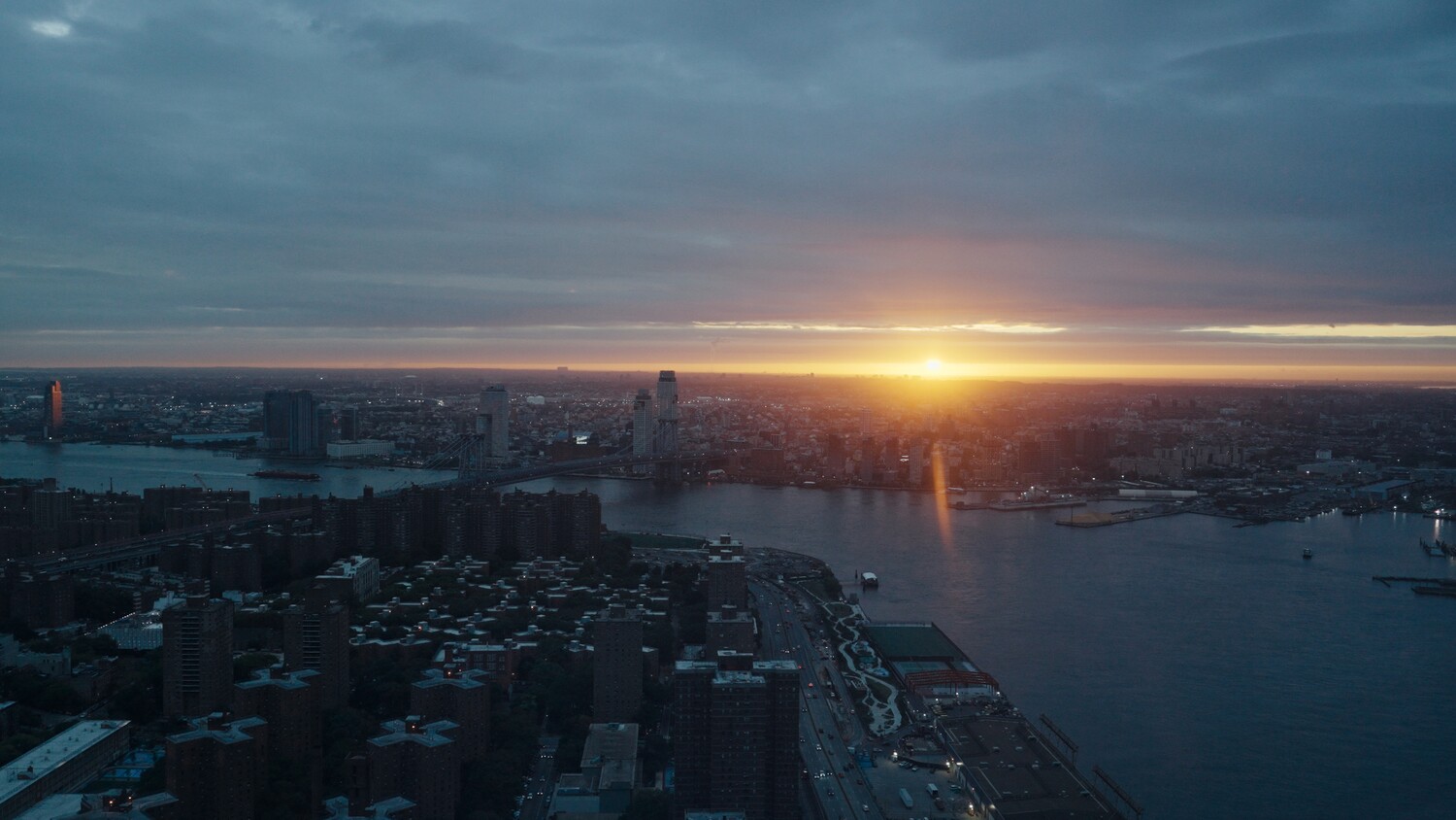 #16 photo, 252 SOUTH Street, Two Bridges , NY 10002