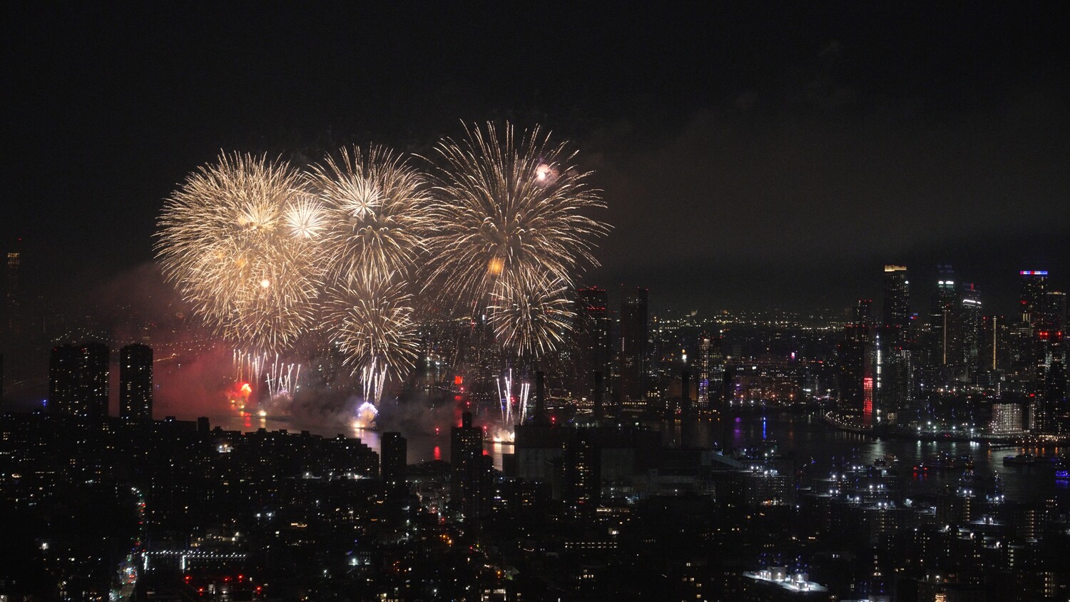 #17 photo, 252 SOUTH Street, Two Bridges , NY 10002