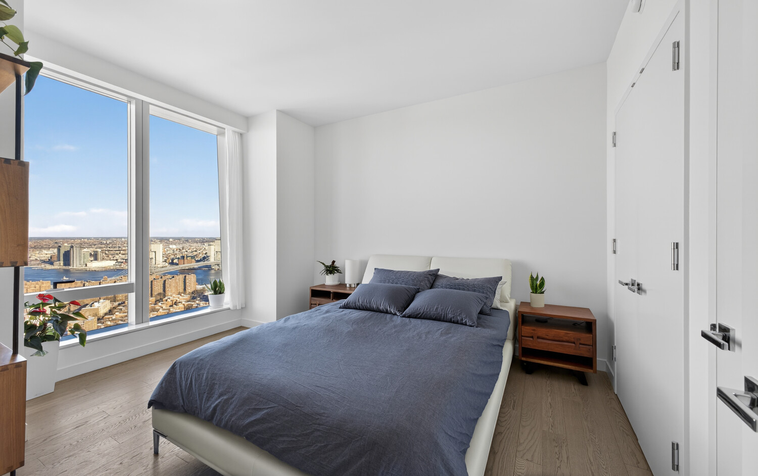 #9 photo, 252 SOUTH Street, Two Bridges , NY 10002