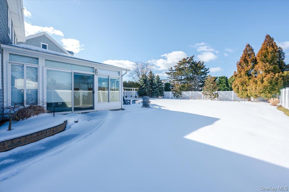 #19 photo, 285 E Shore Drive, Massapequa , NY 11758