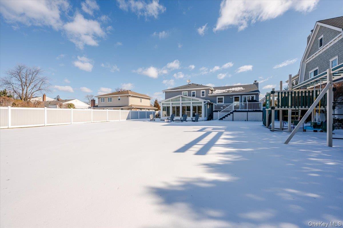 #20 photo, 285 E Shore Drive, Massapequa , NY 11758