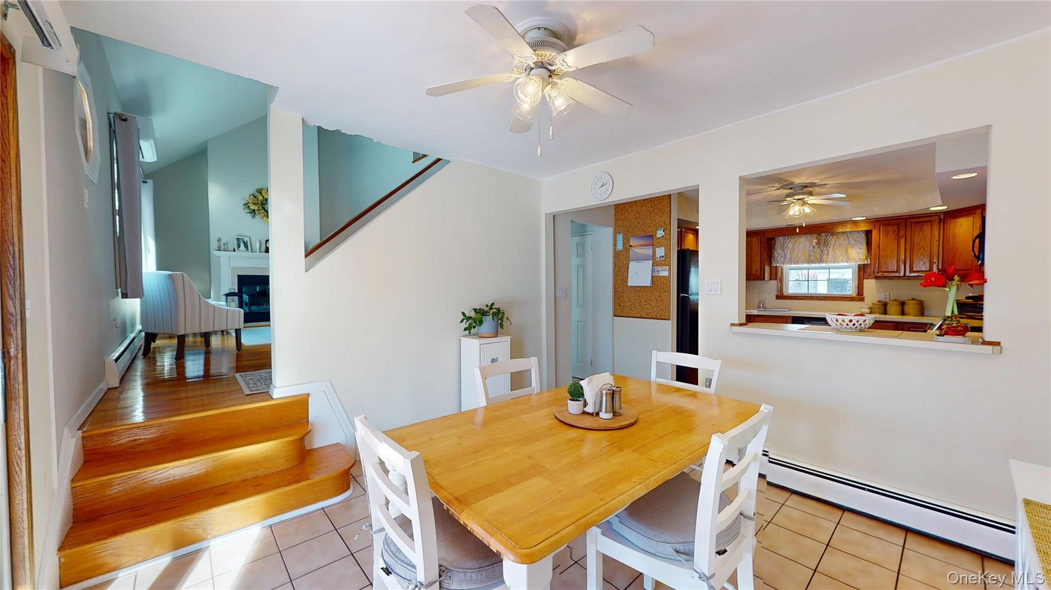 #11 photo, 638 Saint George Avenue, North Babylon , NY 11703