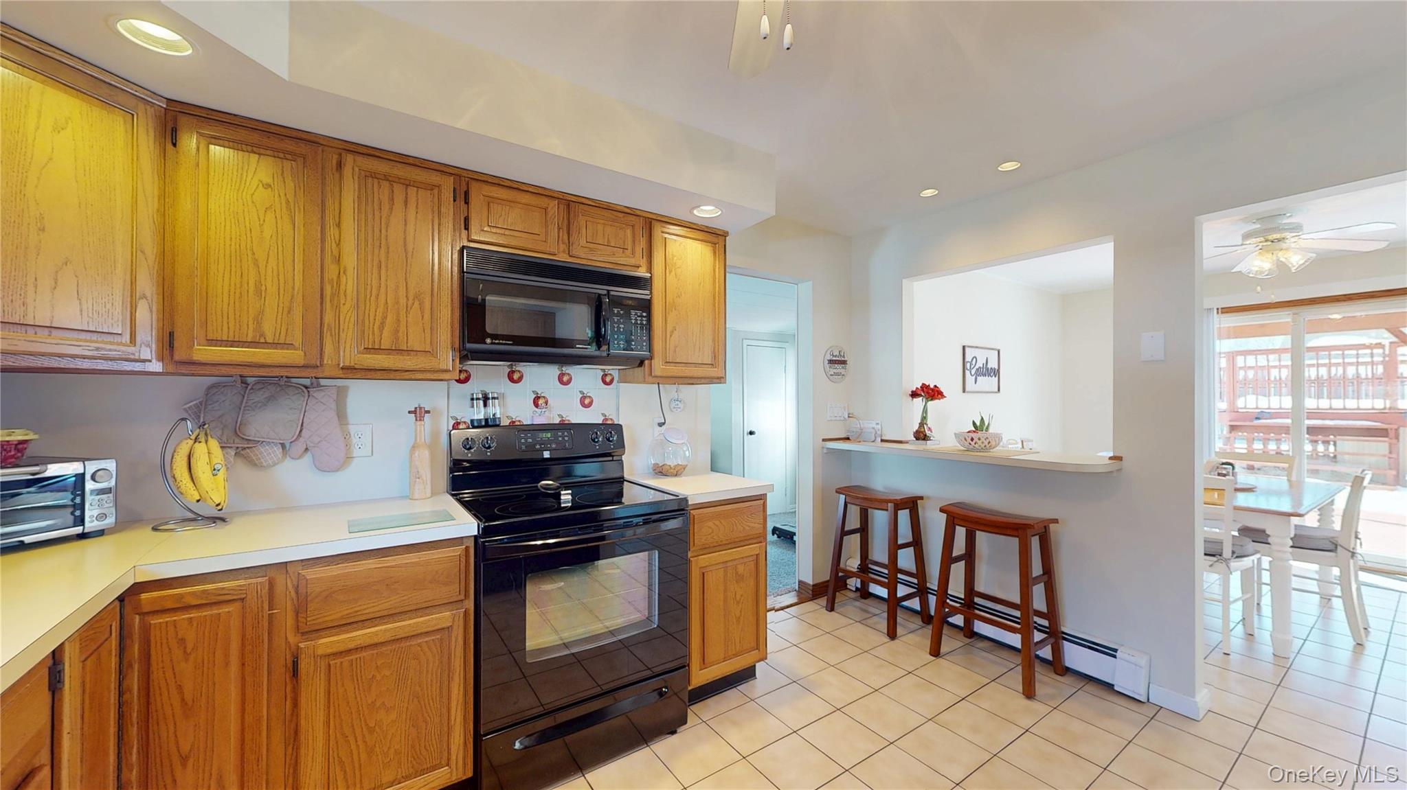 #9 photo, 638 Saint George Avenue, North Babylon , NY 11703