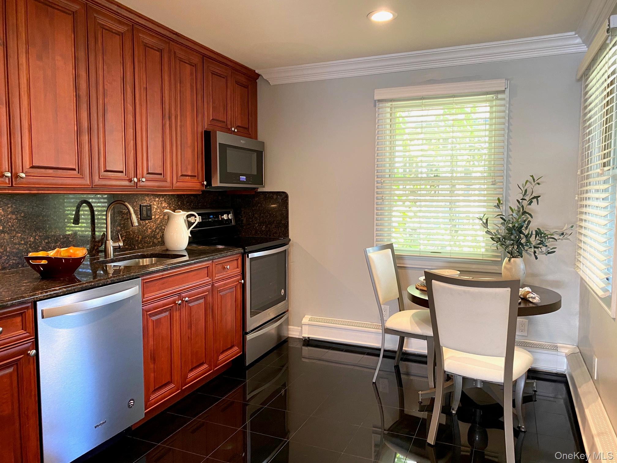 #2 photo, 82 Park Avenue, Amityville , NY 11701