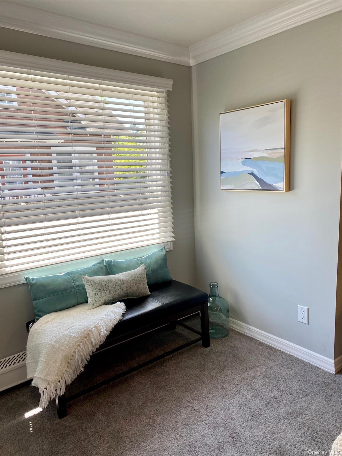 #5 photo, 82 Park Avenue, Amityville , NY 11701