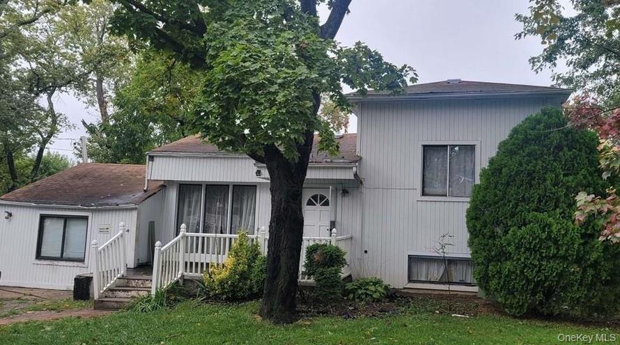 #1 photo, 32 Duke Street, 东长岛 Deer Park , NY 11729