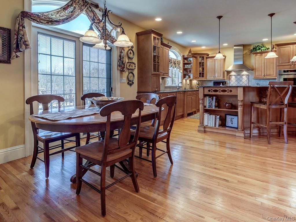 #13 photo, 17 Constitution Court, Tuxedo Park , NY 10987