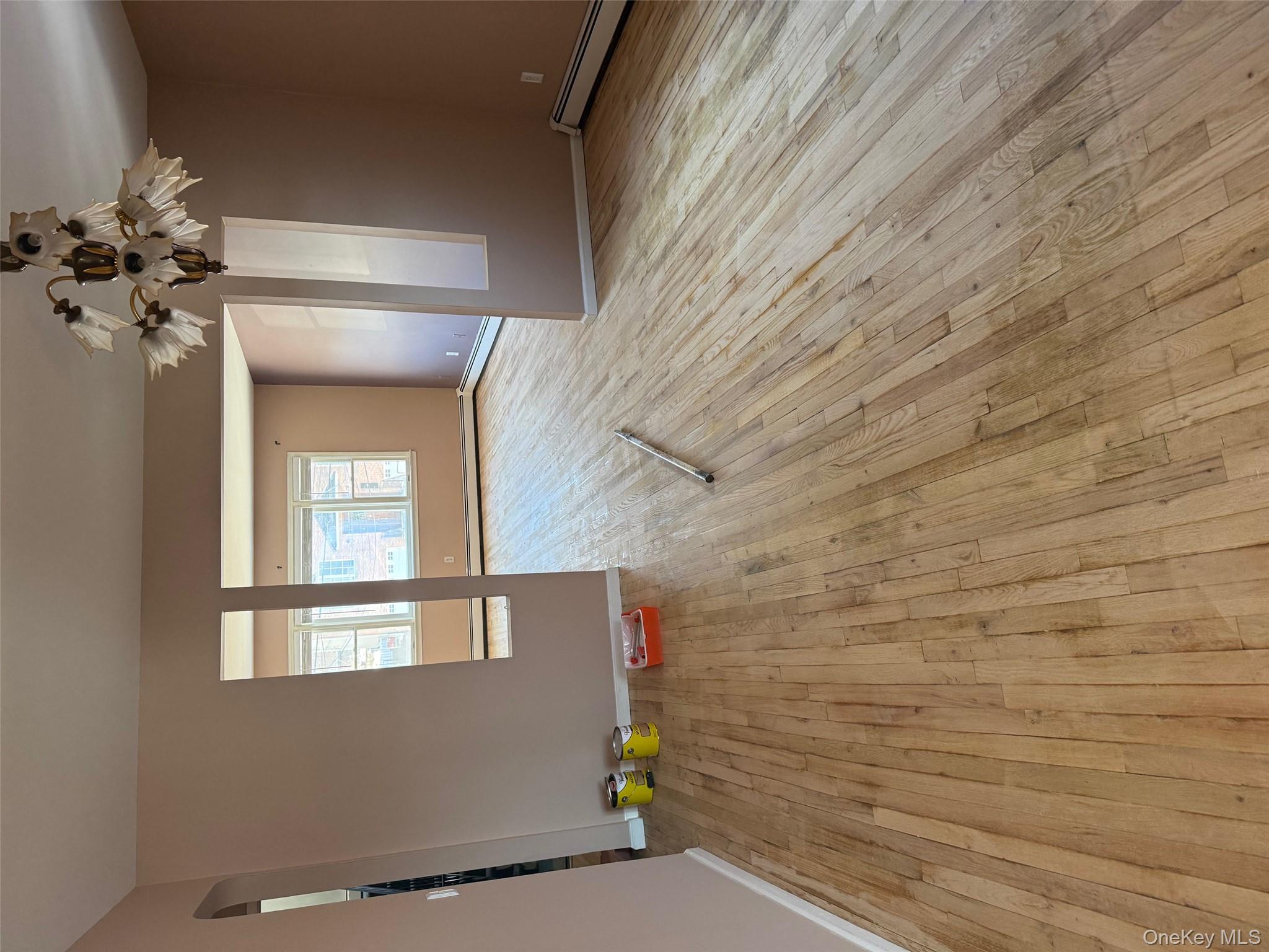 #4 photo, 15 Granada Crescent, White Plains , NY 10603