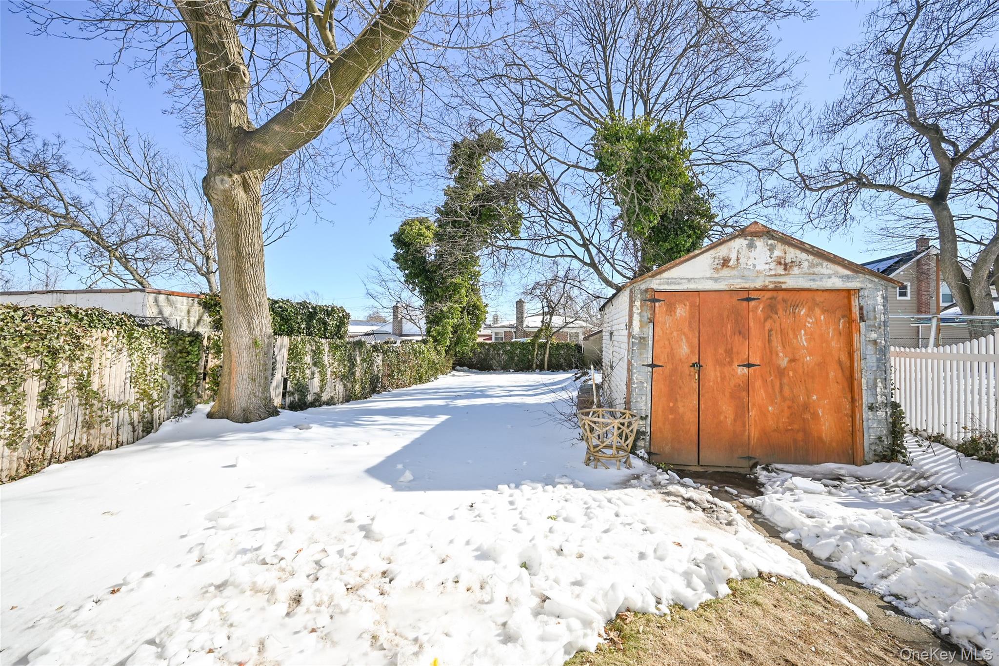 #16 photo, 195-12 122nd Avenue, Springfield Gardens , NY 11413