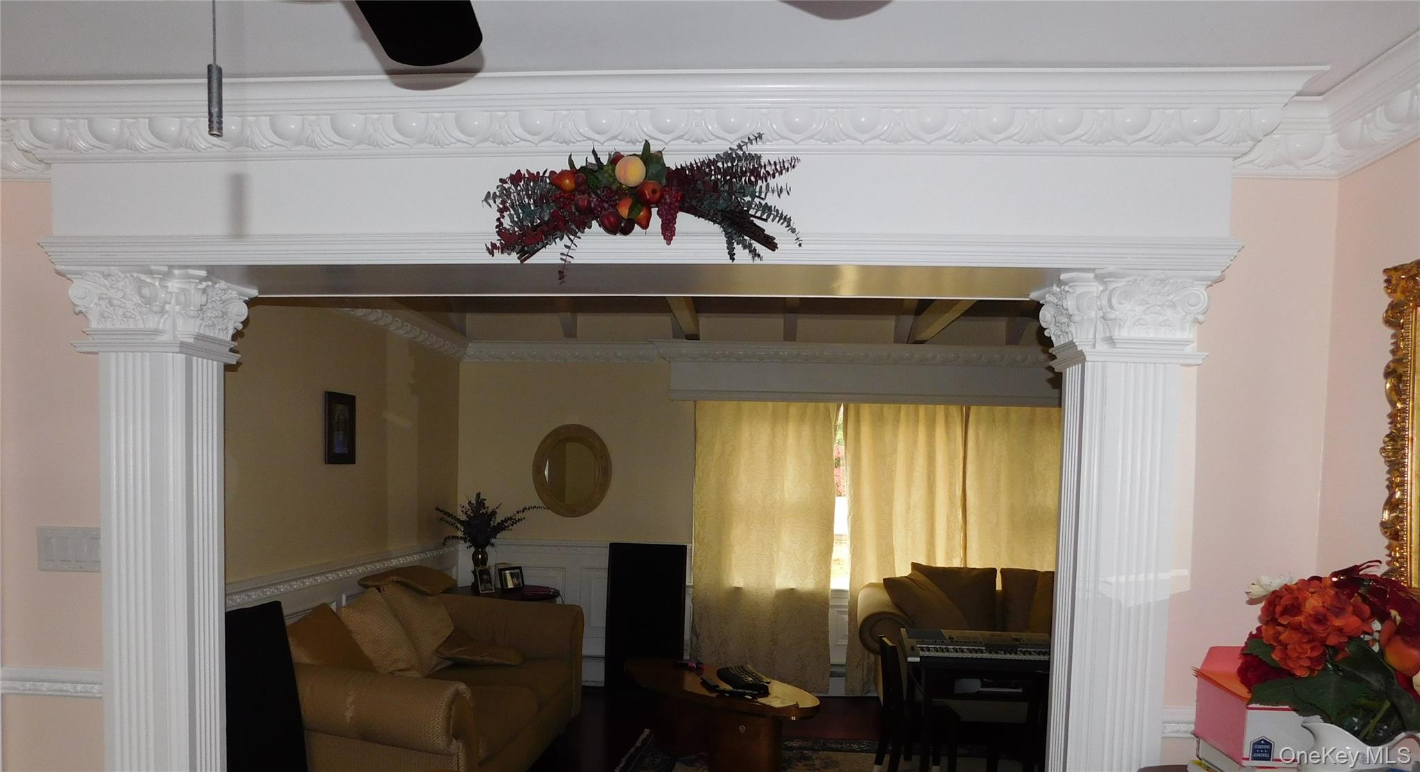 #11 photo, 37 Burrs Lane, Dix Hills , NY 11746