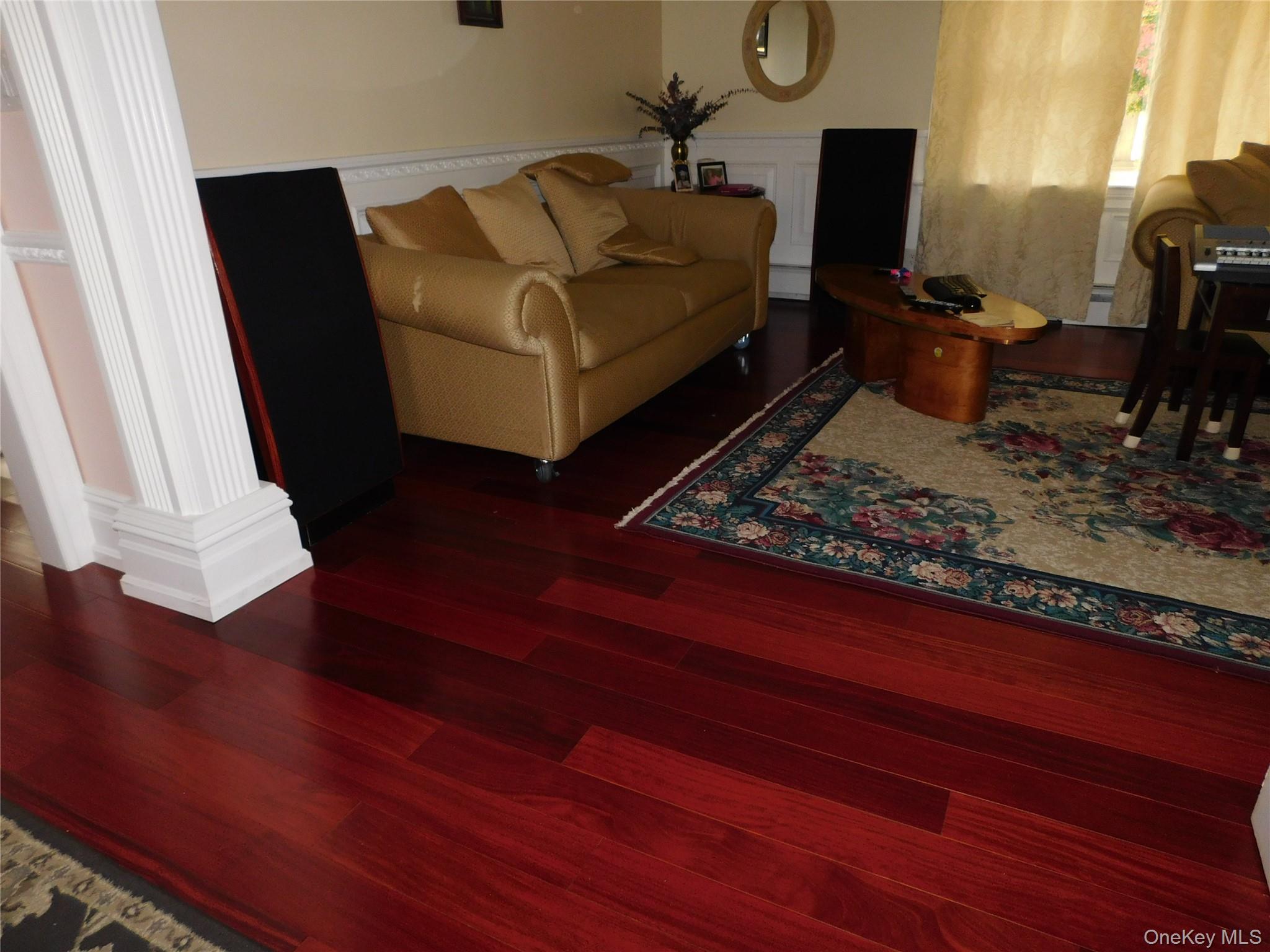 #13 photo, 37 Burrs Lane, Dix Hills , NY 11746