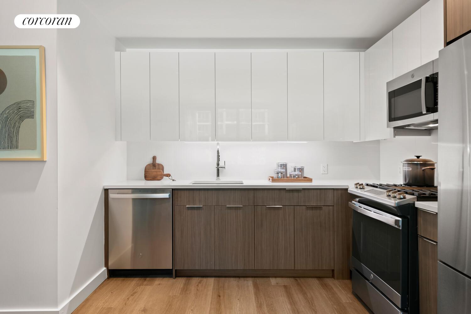 #5 photo, 166-20 90TH Avenue, Jamaica , NY 11432