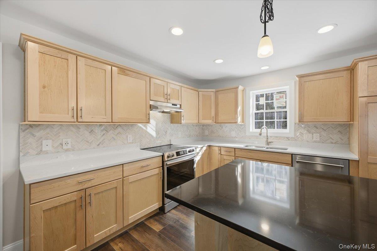 #19 photo, 196 Fawn Hill Road, Prattsville , NY 12452